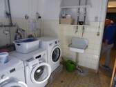 Waschmaschine im Keller - 