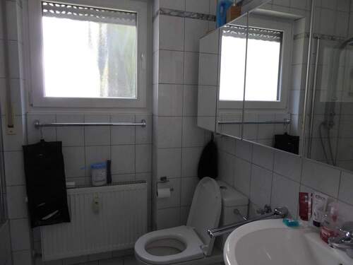 Bad mit Fenster nach Osten - 