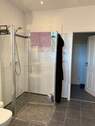 Modernes Badezimmer - Etagenwohnung mit 68,10 m&sup2; in Oldenburg zur Miete