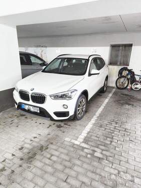 Tiefgaragenstellplatz - 