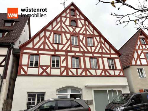 Außenansicht - Etagenwohnung mit 78,70 m&sup2; in Hersbruck zur Miete