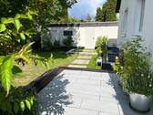 Seitenansicht - Garage - 4 Zimmer Einfamilienhaus in Laatzen