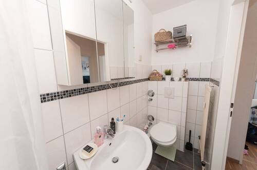 4710-lang9#TGL-Bad - 