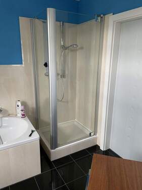 1. OG Badezimmer 3 - 