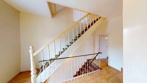 REH - 1.OG - Treppe-Flur - 