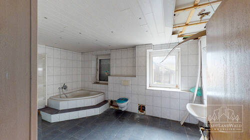 RMH - 1.OG - Badezimmer - 