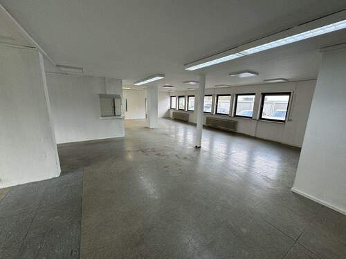 Laden/Praxis/Gewerbefläche - 