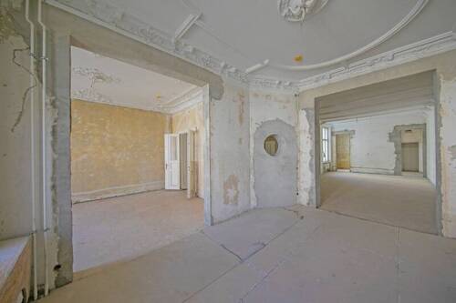 Die Wohnung - 133 qm Altbau im VH Knesebeckstraße: Schon im Rohbau imposant ... nahe Savigny Platz