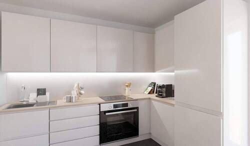 Die offene Wohnküche lädt zum gemeinsamen Kochen e - 4 Zimmer Etagenwohnung in Berlin