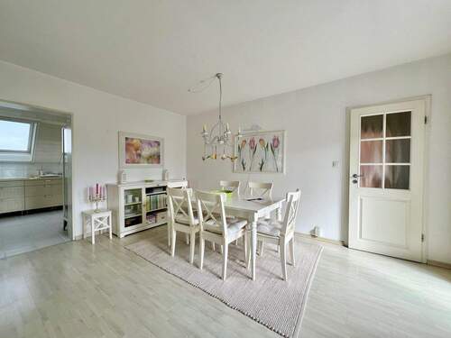 Essbereich - 4 Zimmer Etagenwohnung in Roßdorf