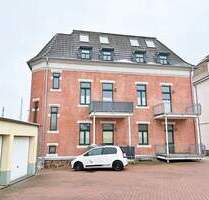 helle Wohnung mit Einbauküche und Garage - Döbeln