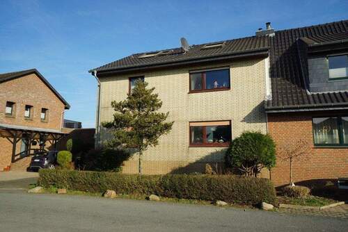 ... in ruhiger Lage - 5 Zimmer Doppelhaushälfte zum Kaufen in Kevelaer