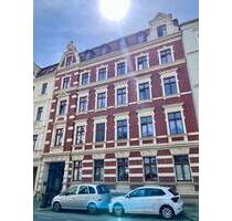 charmante 3-Raumwohnung mit Dachgeschossflair, Aufzug und Stellplatz! - Görlitz Innenstadt