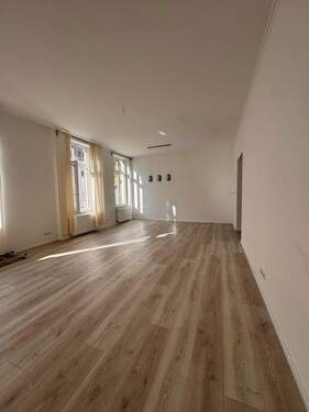 Wohnzimmer - Etagenwohnung mit 105,00 m² in Düsseldorf zur Miete