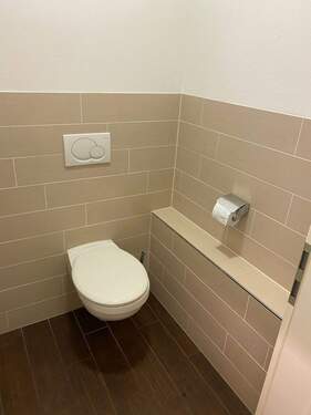 Wc - Gewerbeobjekt (Büro, Produktion, Verkauf) in Saarbrücken zur Miete