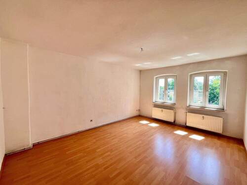 IMG-20240806-WA0036 - ideal für Studenten ! WG geeignet ! ruhige, große 2- RWE im Dachgeschoss !