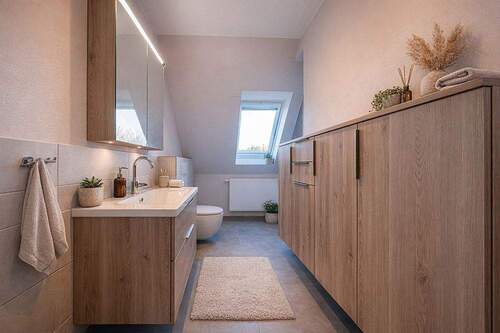 200-8674_Duschbad_gestaged - 