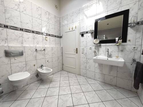 Großes Badezimmer - 