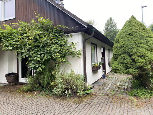 ? Von der Strasse 1 - 