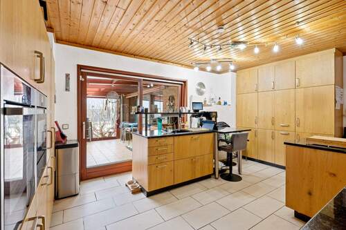 Bild 3 - 7 Zimmer Einfamilienhaus in Kürnbach