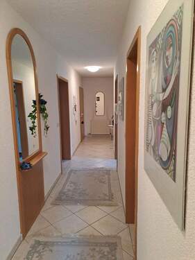 Bild 3 - 4 Zimmer Etagenwohnung in Adelsdorf