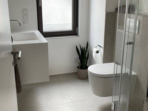 WC - Dusche - Büro in Grünwald
