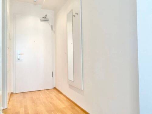 Diele - 1 Zimmer Etagenwohnung zur Miete in Nürnberg