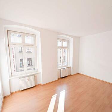 Wohnen 1 - Gemütliche 3-RWE mit Balkon, Stellplatz und Aufzug im Stadtzentrum! - Provisionsfrei