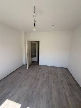 SZ2 - Etagenwohnung mit 39,90 m&sup2; in Duisburg zur Miete