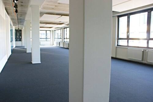 Fläche 2 rechts. - Büro in Köln zur Miete