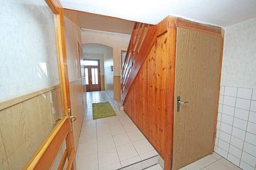 Treppe zum Keller im EG - 