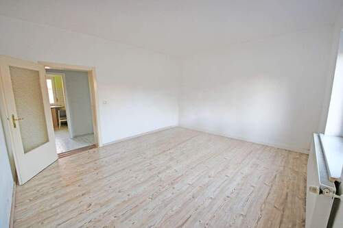 Wohnzimmer 1 im EG - 