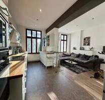 moderne 2- RWE mit Terrasse und hochwertiger Einbauküche in der Görlitzer Südstadt !