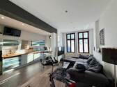 Moderne Wohnküche mit Sofa - 2 Zimmer Etagenwohnung zur Miete in Görlitz