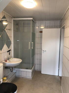 Badezimmer Bild 1 - 1 Zimmer Etagenwohnung in Worms