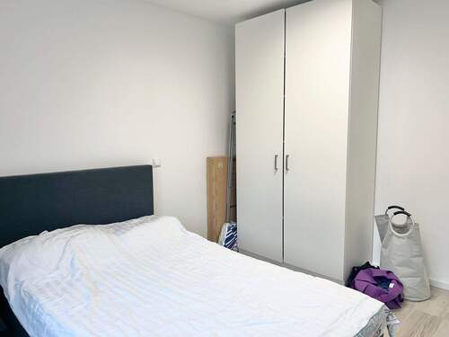 Schlafzimmer Ansicht 2 - 