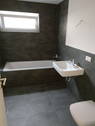 Hauptbad mit Wanne - 