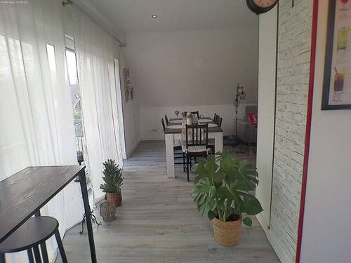 Blick von Küche ins Wohnzimmer - 