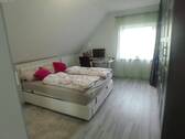 Großes Schlafzimmer 1 links - 
