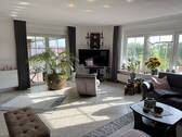 offenes Wohn- und Esszimmer - 