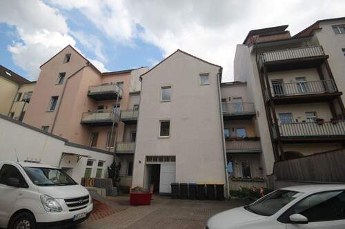 Poststraße 4 Ansicht hinten - 2 Zimmer Etagenwohnung in Meißen