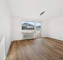 Sofort bezugsfrei! 2-Zimmerwohnung mit Balkon und Garagenplatz - Düsseldorf Bilk