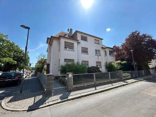 62dd2f8e-2c5a-4b01-a655-9d5074614e30.jpg - Zwei-Dreifamilienhaus auf 3 Etagen mit großem Garten und Garage