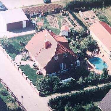 Luftbild.jpg - Schmuckes Klinker - Einfam.-Haus in Zerbst OT Nedlitz