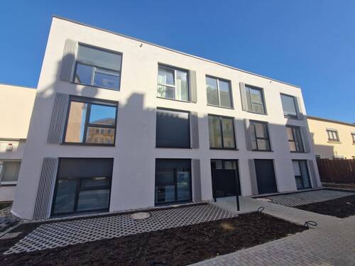 Haus - 1 Raum Apartment mit EBK - 400,00 EUR Kaltmiete, ca.  23,50 m² Wohnfläche