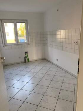 Küche.jpg - 3 Zimmer Etagenwohnung in Kabelsketal