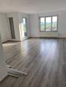 Wohnzimmer.jpg - Etagenwohnung mit 80,70 m² in Kabelsketal zur Miete