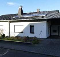 Gepflegtes 1-2 Familienhaus mit schöner Aussicht, provisionsfrei - Jünkerath