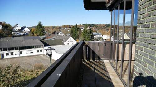 EG: großer Balkon - 