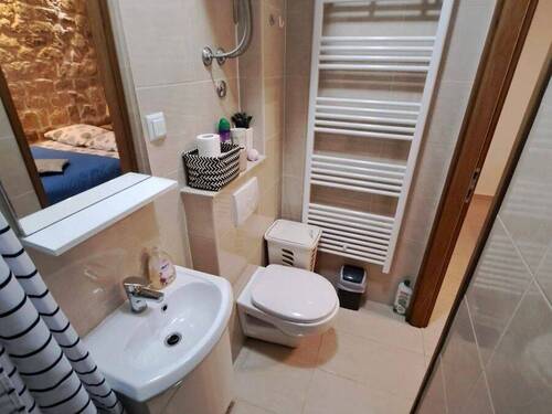 Badezimmer mit Dusche - 